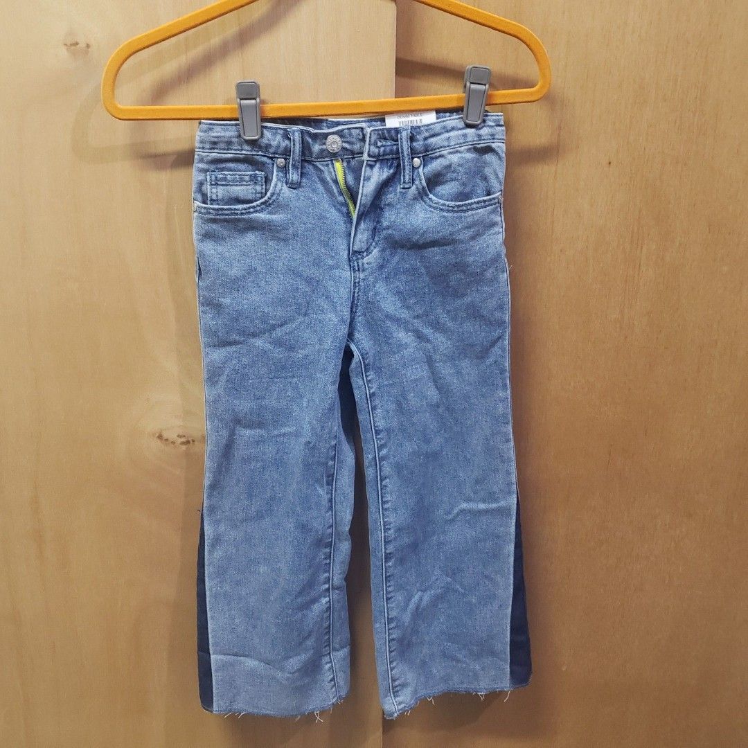 Nwt Epic Threads Girls Kensington '70s Flared Jeans Size 7